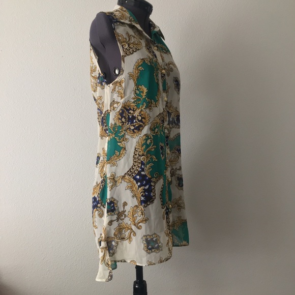 Ali & Kris Sleeveless Button up Blouse - Picture 5 of 11